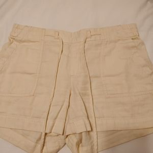 Linen shorts